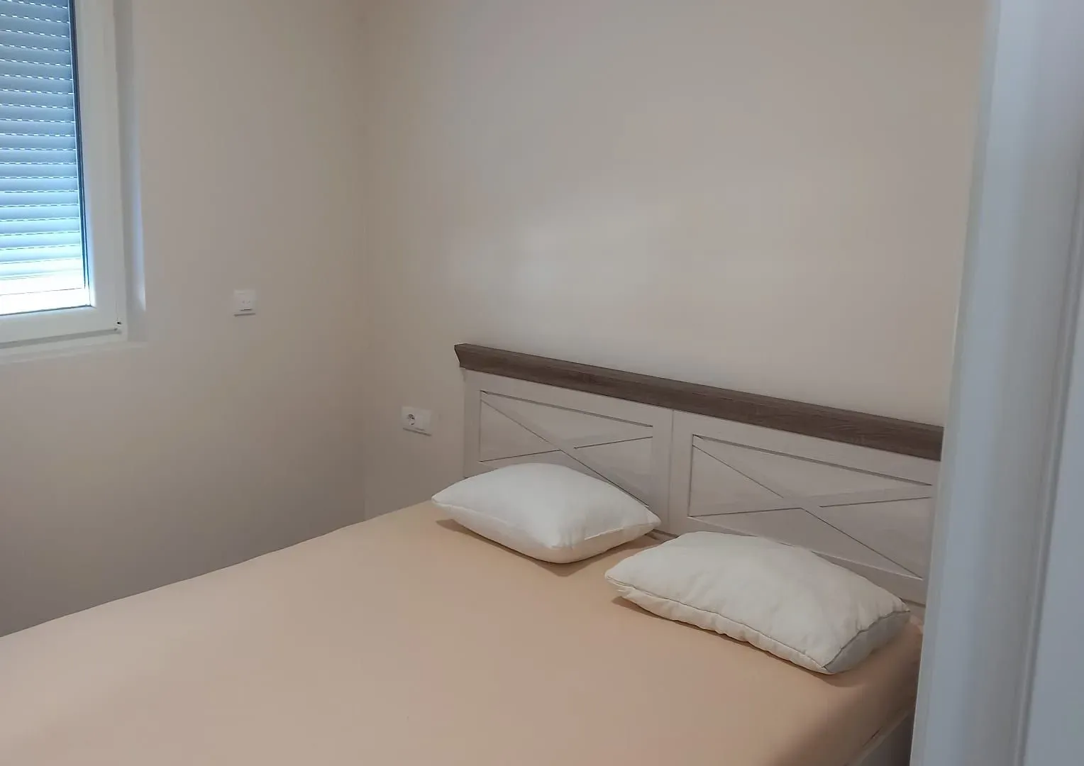 Rent, one bedroom apartment, 50m², Kalimanj, Tivat