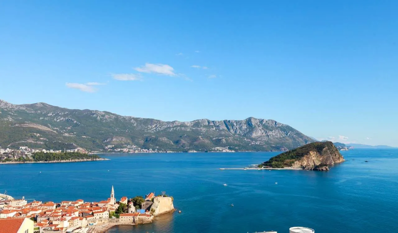 Sale, three bedroom apartment, 129m², Vidikovac, Budva