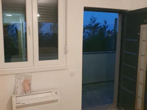 Izdavanje, jednosoban stan, 31m², Mišeluk, Petrovaradin - image 5