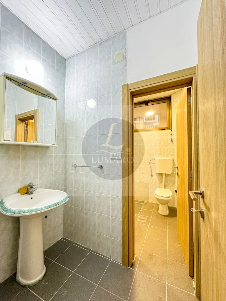 Rent, office space, 191m², Ljubović, Podgorica