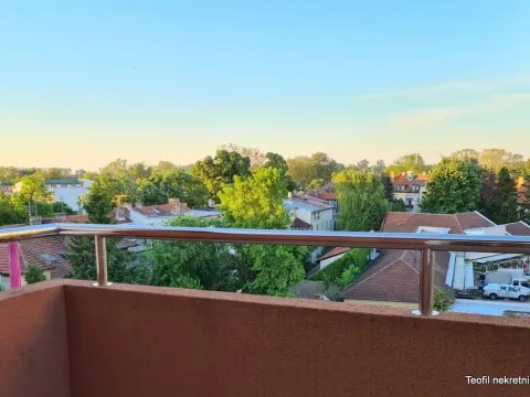 Sale, two bedroom apartment, 119m², Zemun Kej, Zemun Sve Podlokacije - image 20