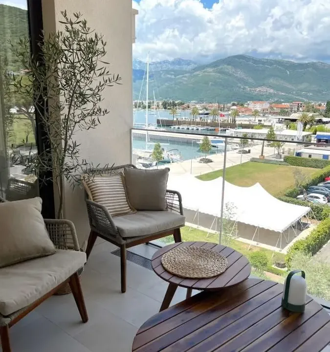 Prodaja, jednosoban stan, 77m², Porto Montenegro, Tivat