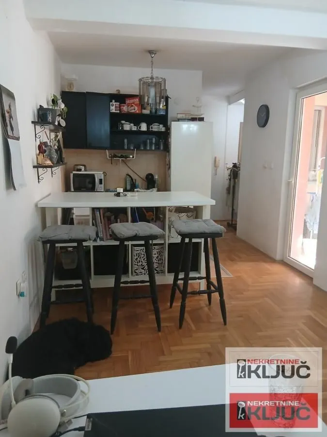Prodaja, garsonjera, 28m², Podbara, Novi Sad Sve Podlokacije