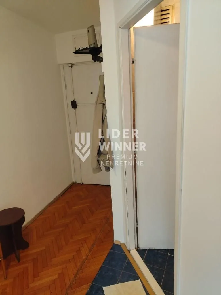 Rent, three bedroom apartment, 47m², Topličin venac, Beograd