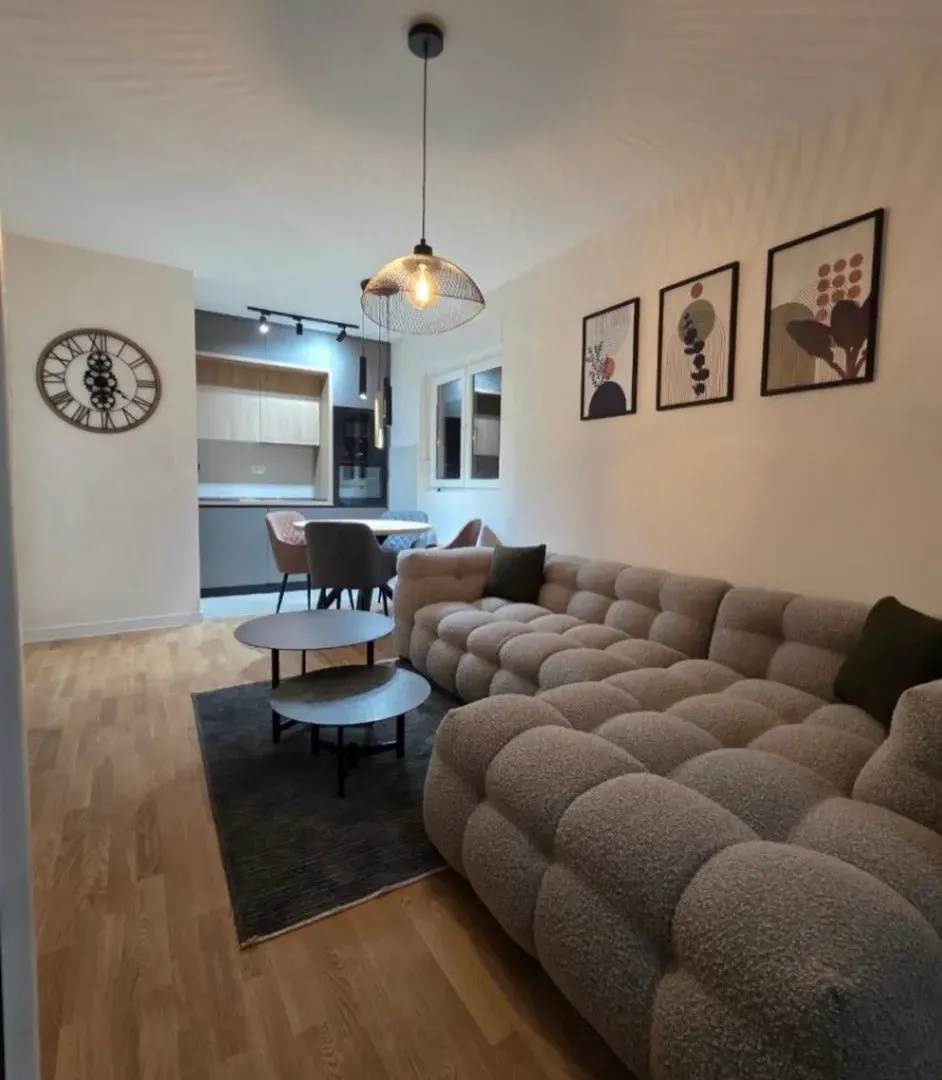 Izdavanje, jednosoban stan, 45m², Zabjelo, Podgorica