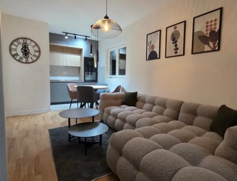 Izdavanje, jednosoban stan, 45m², Zabjelo, Podgorica