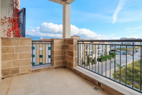 Prodaja, dvosoban stan, 78m², Luštica Bay, Tivat - image 5