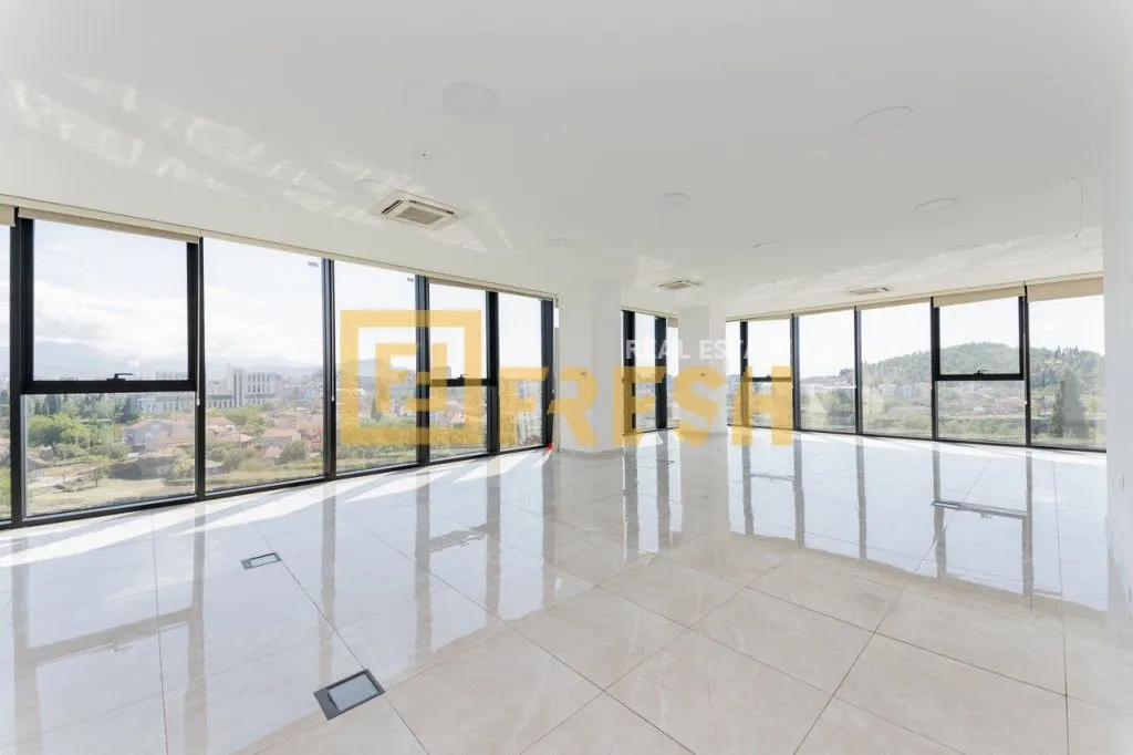 Rent, office space, 100m², Preko Morače, Podgorica