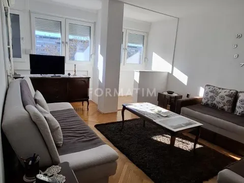 Rent, two bedroom apartment, 62m², Novi Beograd Blok 37, Novi Beograd Sve Podlokacije - image 1