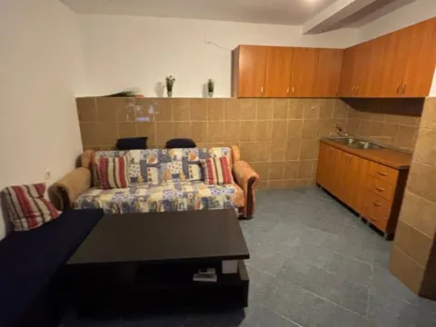 Rent, one bedroom apartment, 45m², Malo Brdo, Podgorica - image 13