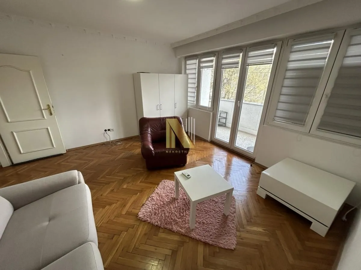 Izdavanje, dvosoban stan, 59m², Adamovićevo Naselje, Novi Sad Sve Podlokacije