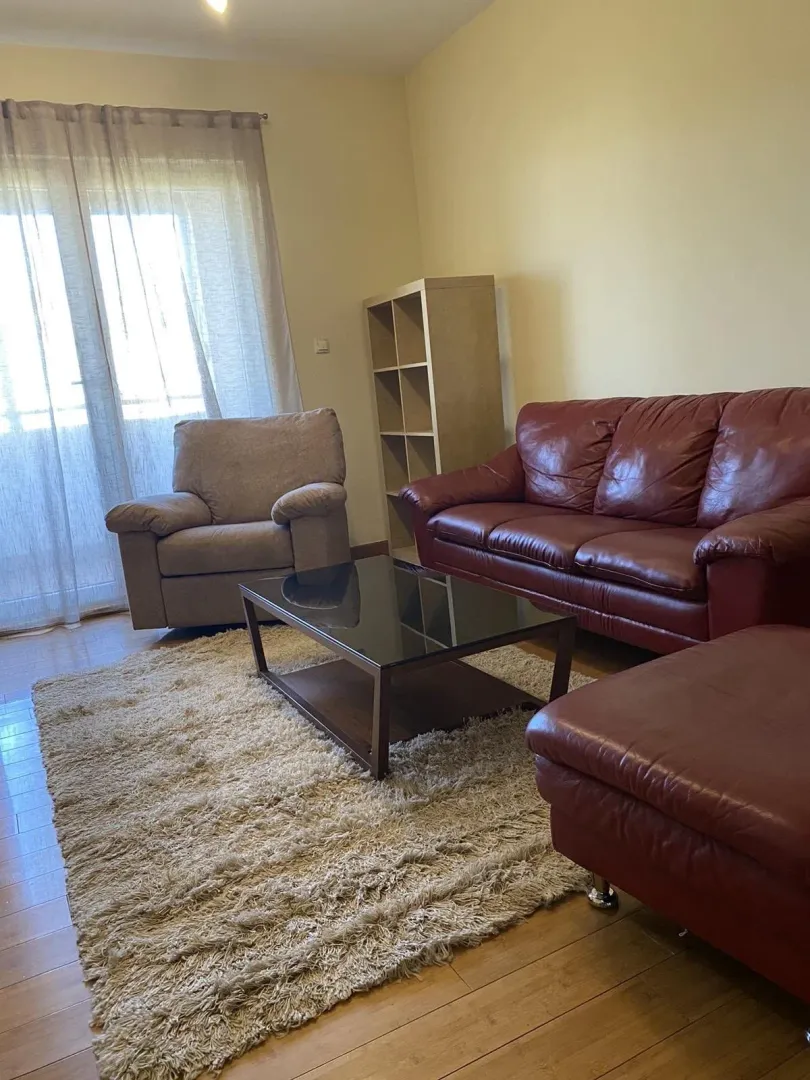 Izdavanje, dvosoban stan, 73m², Vezirov Most, Podgorica