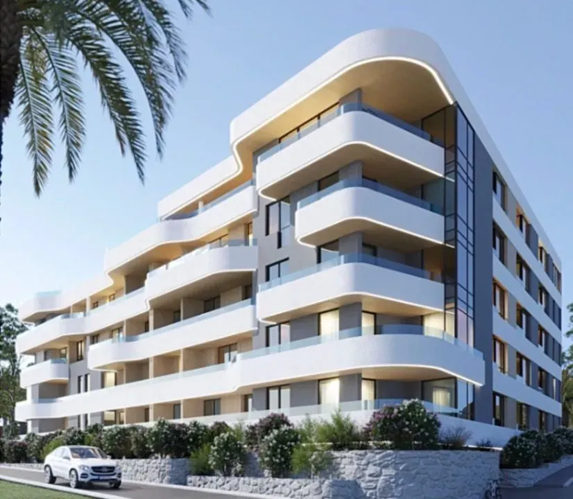 Sale, four bedroom apartment, 118m², Dobre Vode, Bar