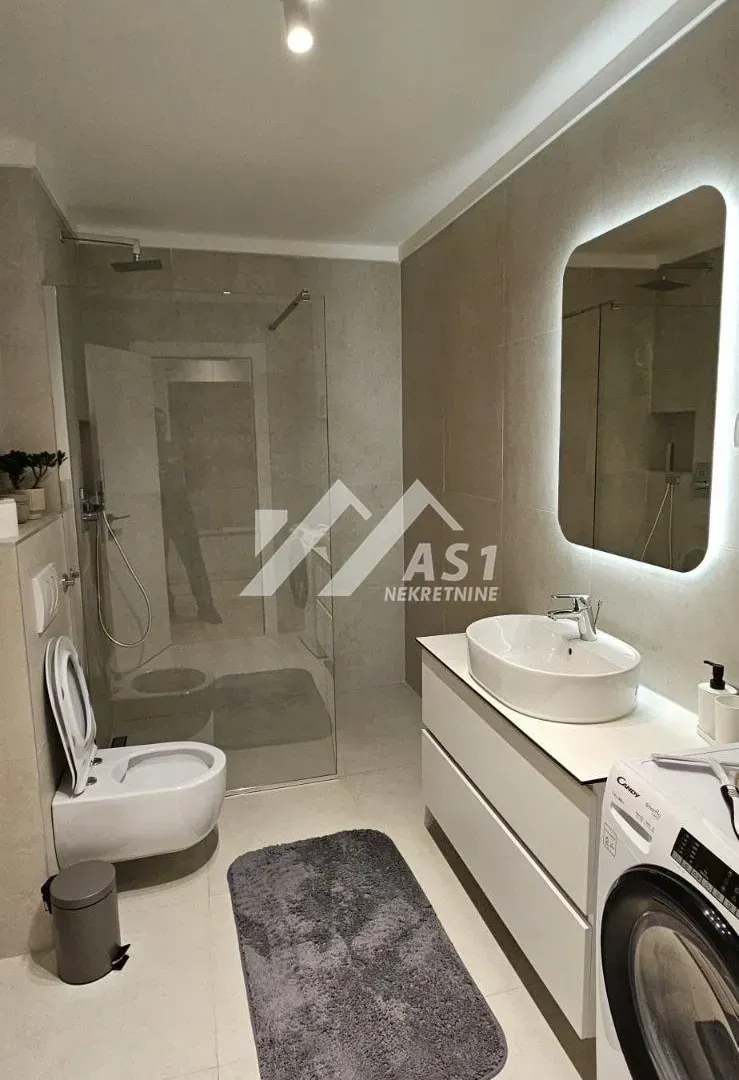 Izdavanje, jednosoban stan, 40m², Podbara, Novi Sad Sve Podlokacije