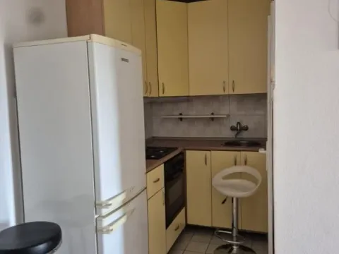 Izdavanje, jednosoban stan, 42m², Socijalno, Novi Sad Sve Podlokacije - image 4