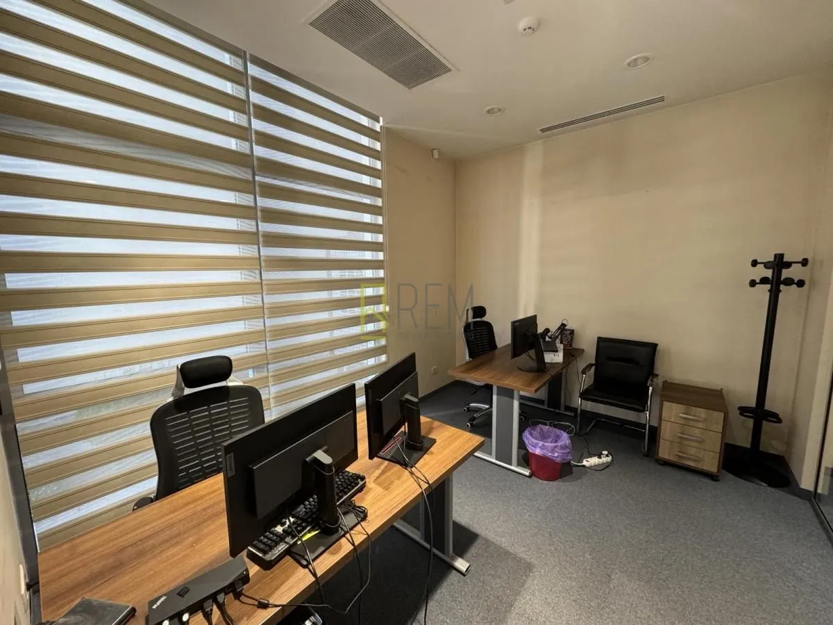 Sale, office space, 370m², Blok 9, Podgorica