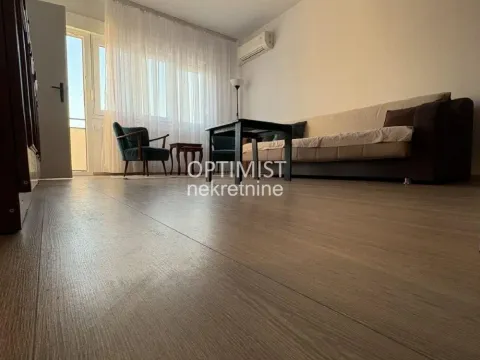 Rent, one bedroom apartment, 40m², Retenzija, Beograd