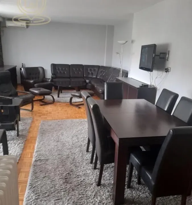 Izdavanje, četvorosoban stan, 86m², Novo naselje, Novi Sad