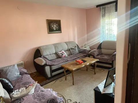 Prodaja, dvosoban stan, 76m², Blok 6, Podgorica - image 5