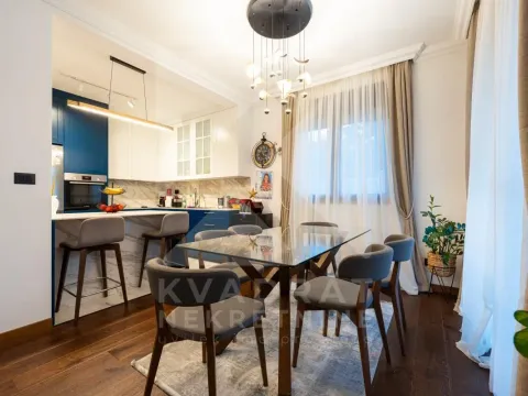 Izdavanje, kuća, 166m², Tološi, Podgorica - image 12