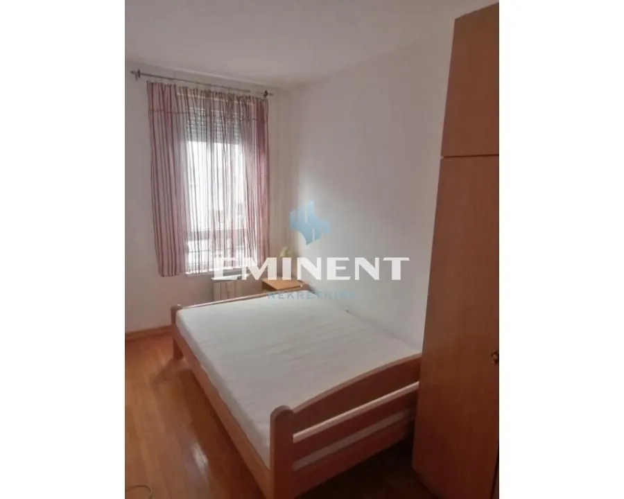 Rent, two bedroom apartment, 53m², Novi Beograd Blok 72, Novi Beograd Sve Podlokacije