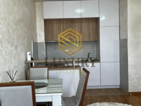 Prodaja, jednosoban stan, 43m², Stari Aerodrom, Podgorica - image 3