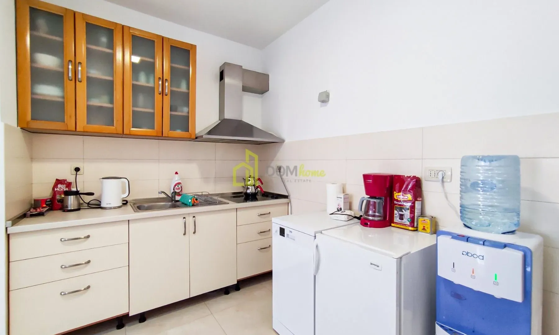 Rent, office space, 75m², City Kvart, Podgorica