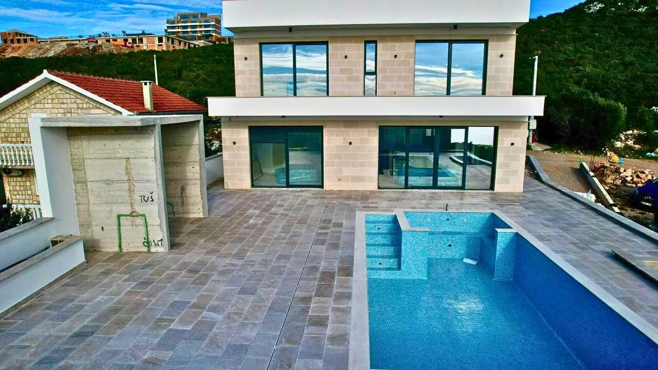 Prodaja, kuća, 250m², Krimovica, Kotor