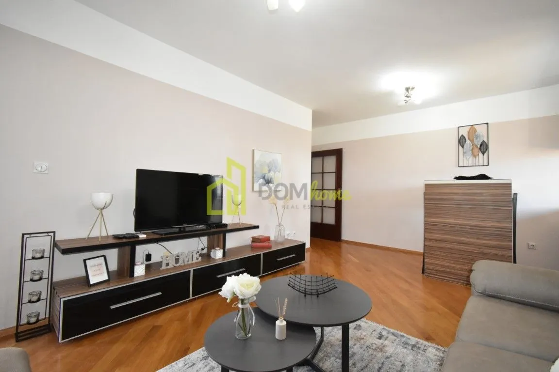 Izdavanje, dvosoban stan, 60m², Centar, Podgorica
