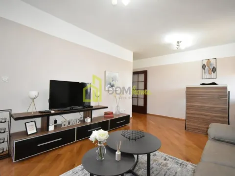 Izdavanje, dvosoban stan, 60m², Centar, Podgorica - image 8