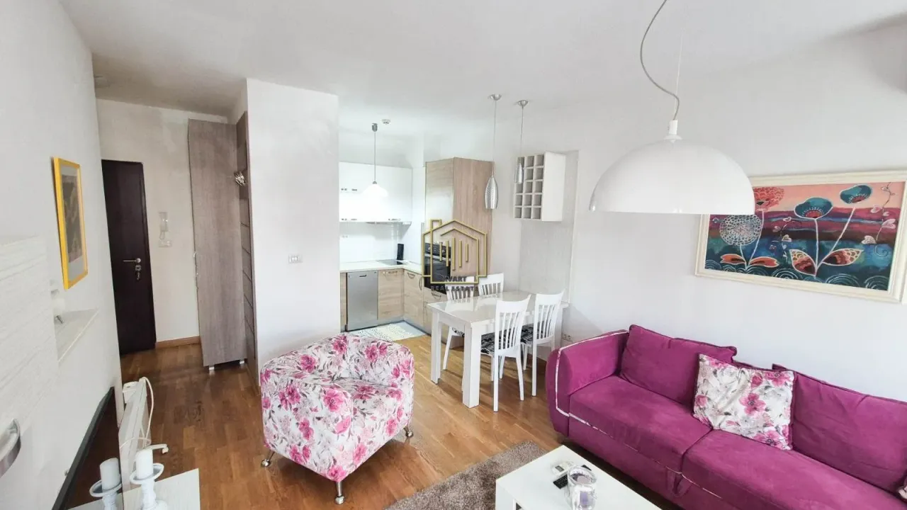 Rent, one bedroom apartment, 45m², City Kvart, Podgorica