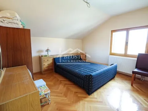 Sale, house, 282m², Palilula Sve Podlokacije, Beograd - image 11