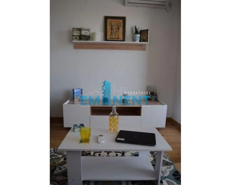 Izdavanje, jednosoban stan, 31m², Voždovac Sve Podlokacije, Beograd