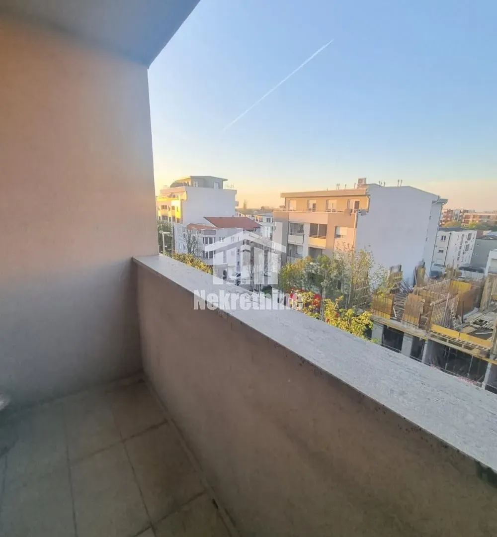 Sale, two bedroom apartment, 58m², Zemun Cara Dušana, Zemun Sve Podlokacije
