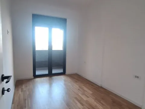 Rent, one bedroom apartment, 44m², Stari Aerodrom, Podgorica - image 5