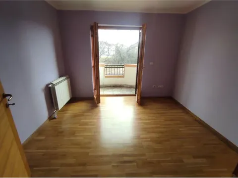 Prodaja, kuća, 309m², Niš, Srbija - image 5