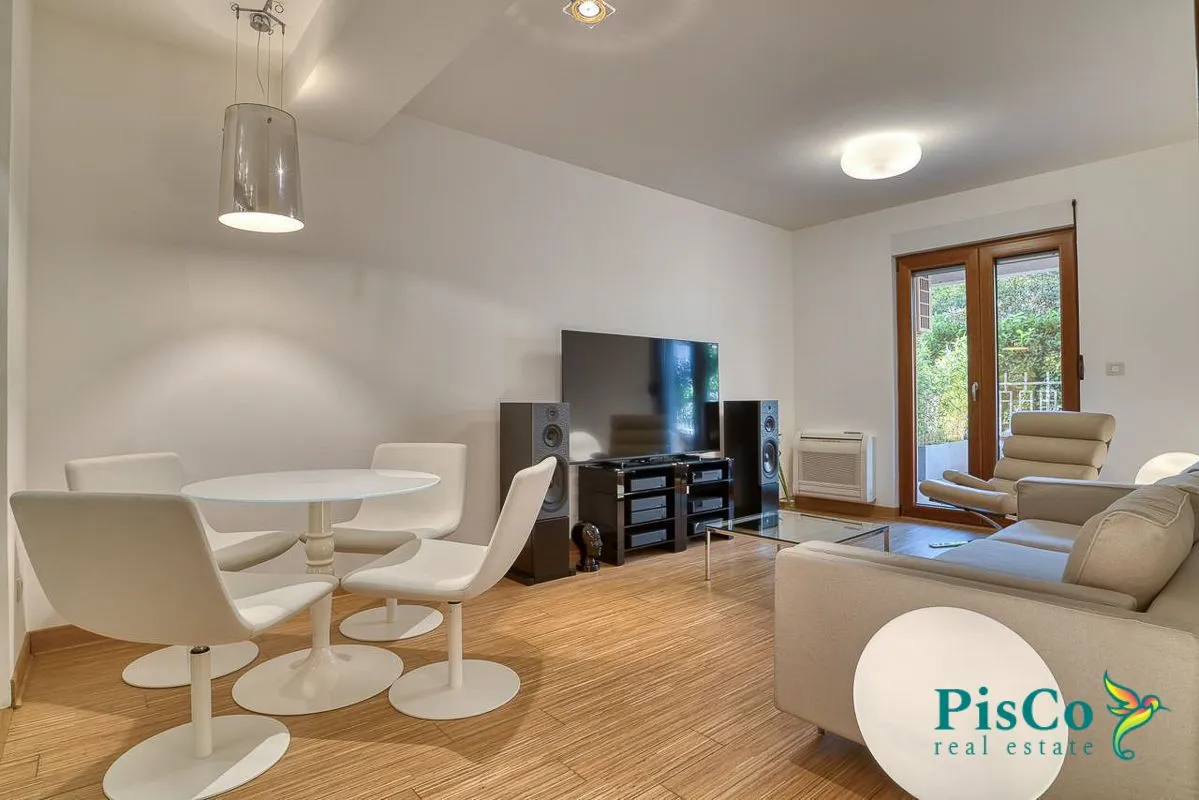 Prodaja, dvosoban stan, 90m², Gorica C, Podgorica