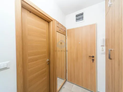 Izdavanje, jednosoban stan, 48m², Stari Aerodrom, Podgorica - image 8