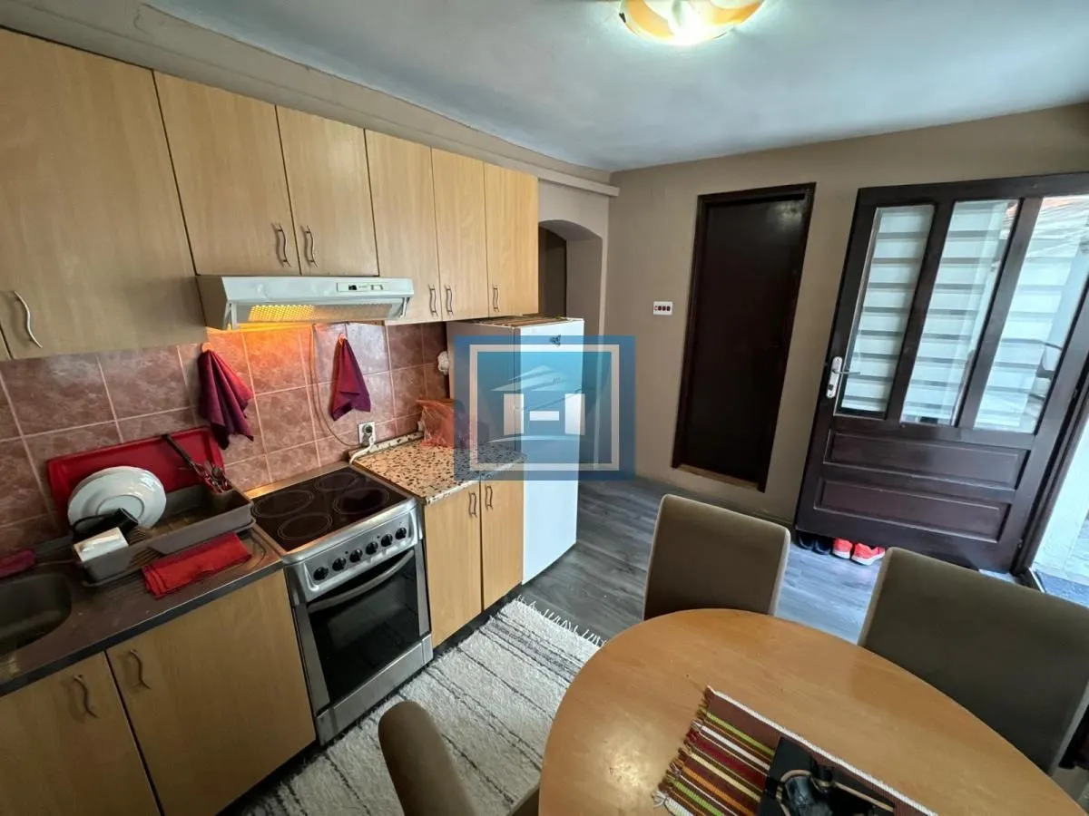 Sale, house, 90m², Savski Venac, Beograd