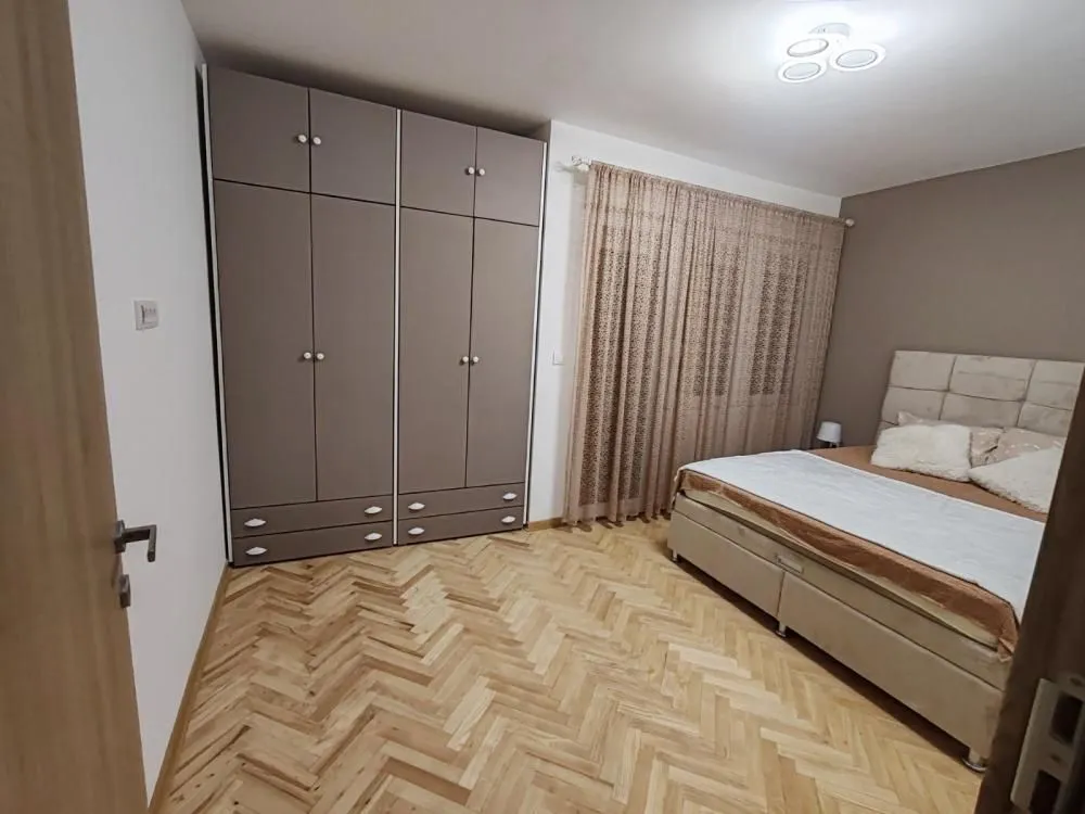 Prodaja, dvosoban stan, 59m², Centar, Vrnjačka Banja
