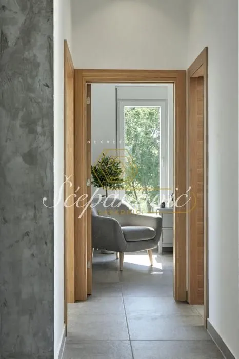Rent, house, 295m², Sremski Karlovci, Novi Sad