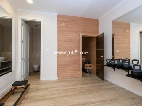 Prodaja, kuća, 217m², Rijeka Reževići, Budva - image 22