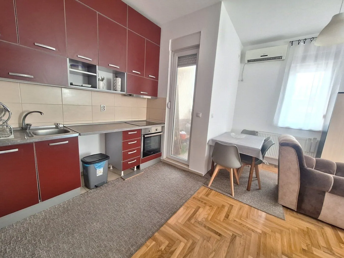 Rent, one bedroom apartment, 63m², Detelinara, Novi Sad Sve Podlokacije