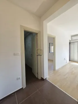 Rent, one bedroom apartment, 38m², Zabjelo, Podgorica - image 7