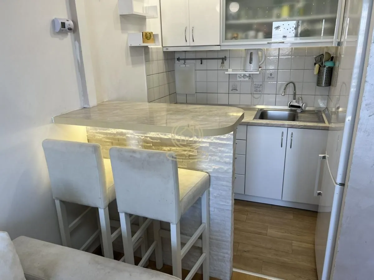 Rent, two bedroom apartment, 40m², Brace Jerković, Voždovac Sve Podlokacije