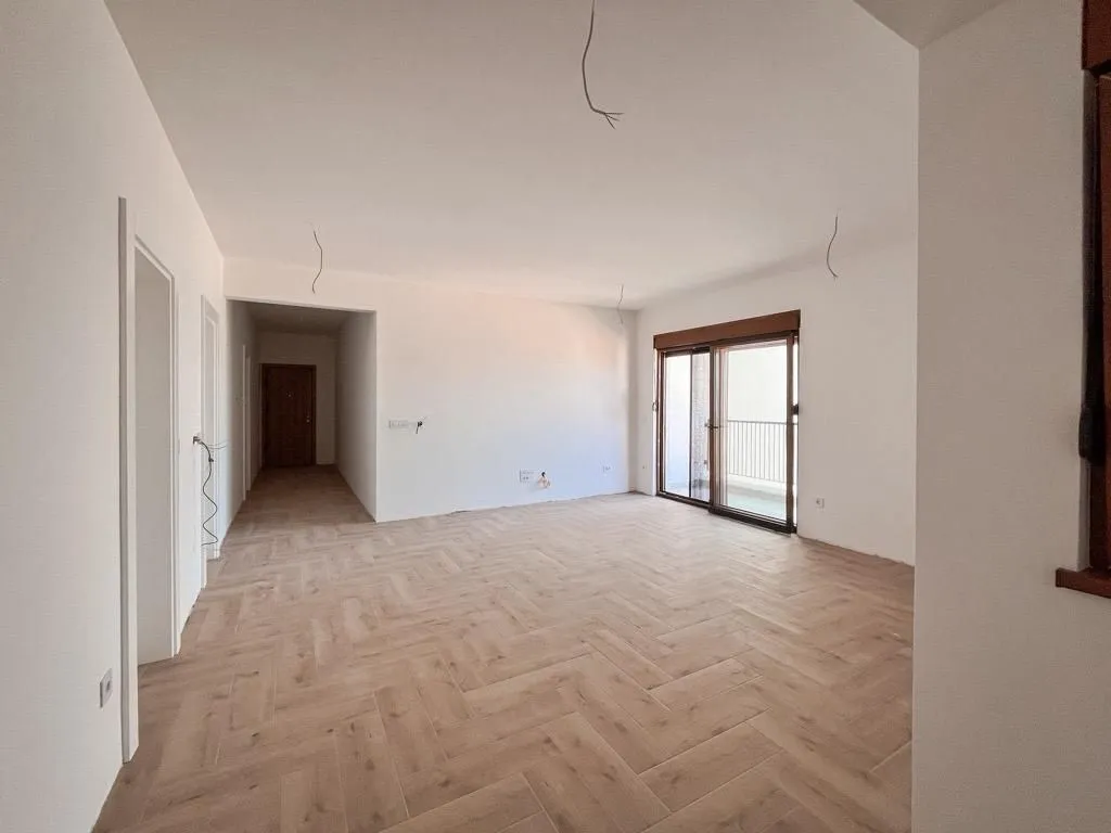 Prodaja, dvosoban stan, 72m², Kava, Tivat