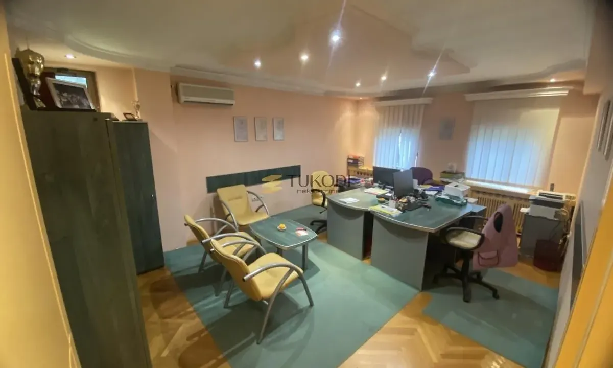 Izdavanje, poslovni prostor, 120m², Satelit, Novi Sad Sve Podlokacije