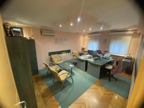 Rent, office space, 120m², Satelit, Novi Sad Sve Podlokacije - image 1