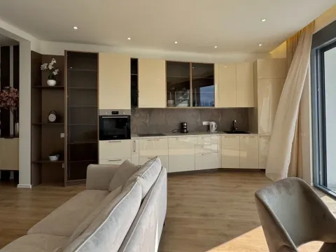 Prodaja, dvosoban stan, 76m², Tivat, Crna Gora - image 5