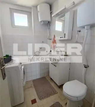 Izdavanje, dvosoban stan, 52m², Kalenić Pijaca, Vračar Sve Podlokacije - image 9